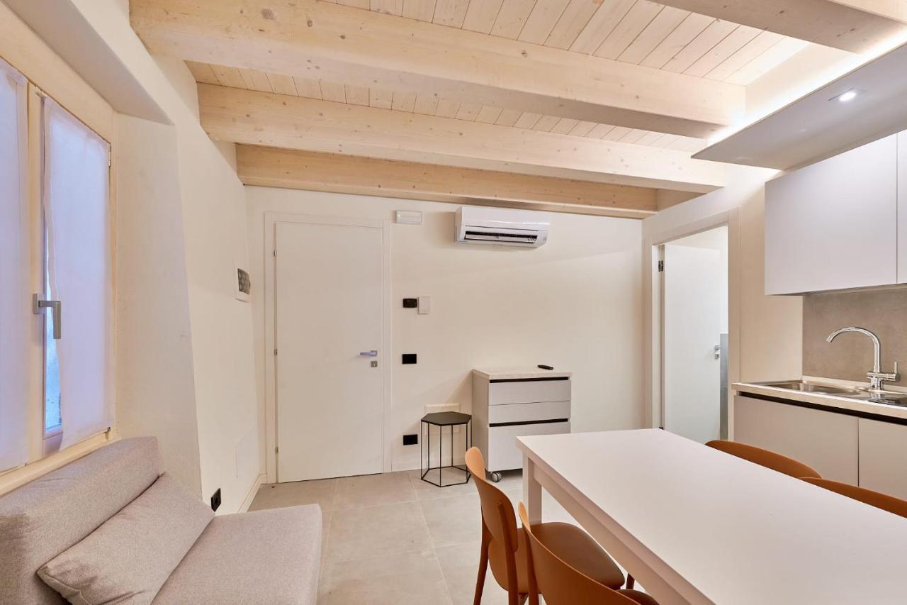 Apartmentsgarda - Residenza Mercanti Bagian luar foto
